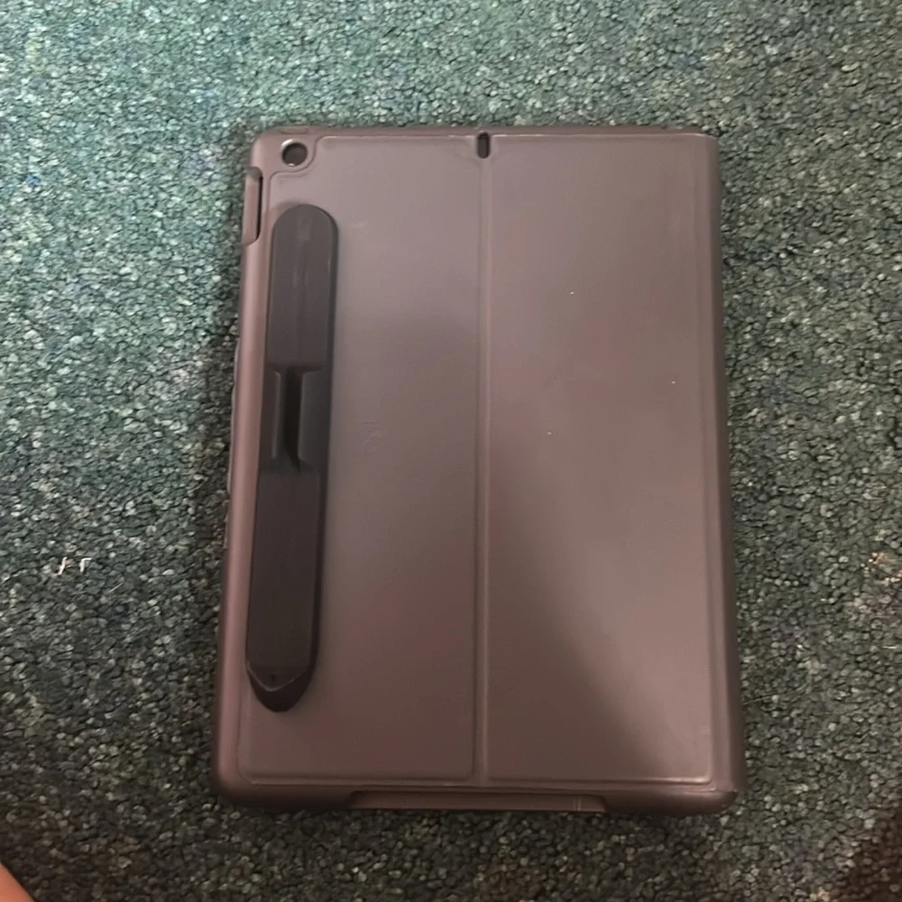 iPad 8th generation Logi Keyboard Case